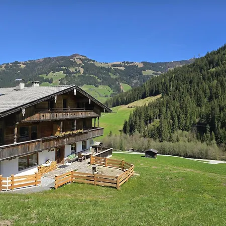 Hacklerhof 3 *