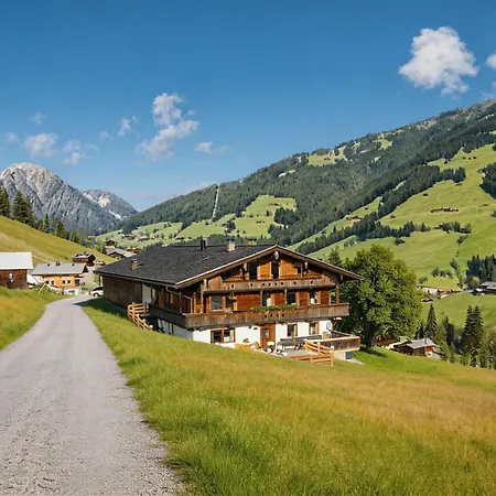 Hacklerhof 3 *